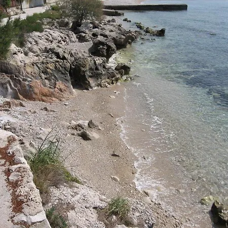 In With Seaview, Terrace, Air Condition, Wifi Apartment *