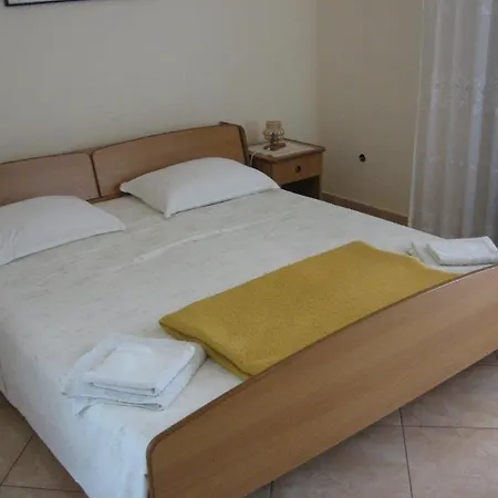 Apartment In With Seaview, Terrace, Air Condition, Wifi