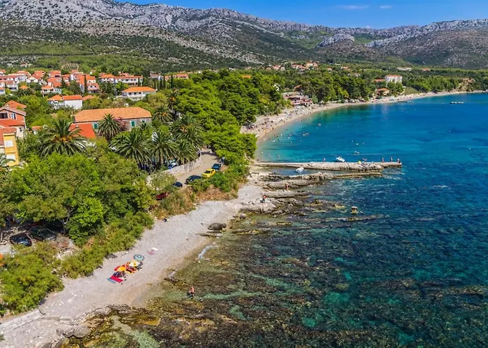 In With Seaview, Terrace, Air Condition, Wifi *