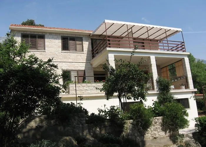 Apartman In With Seaview, Terrace, Air Condition, Wifi *