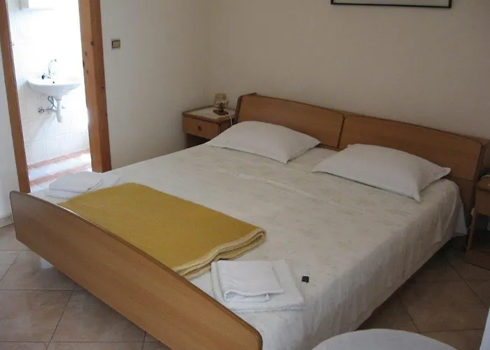 In With Seaview, Terrace, Air Condition, Wifi Apartman Orebić